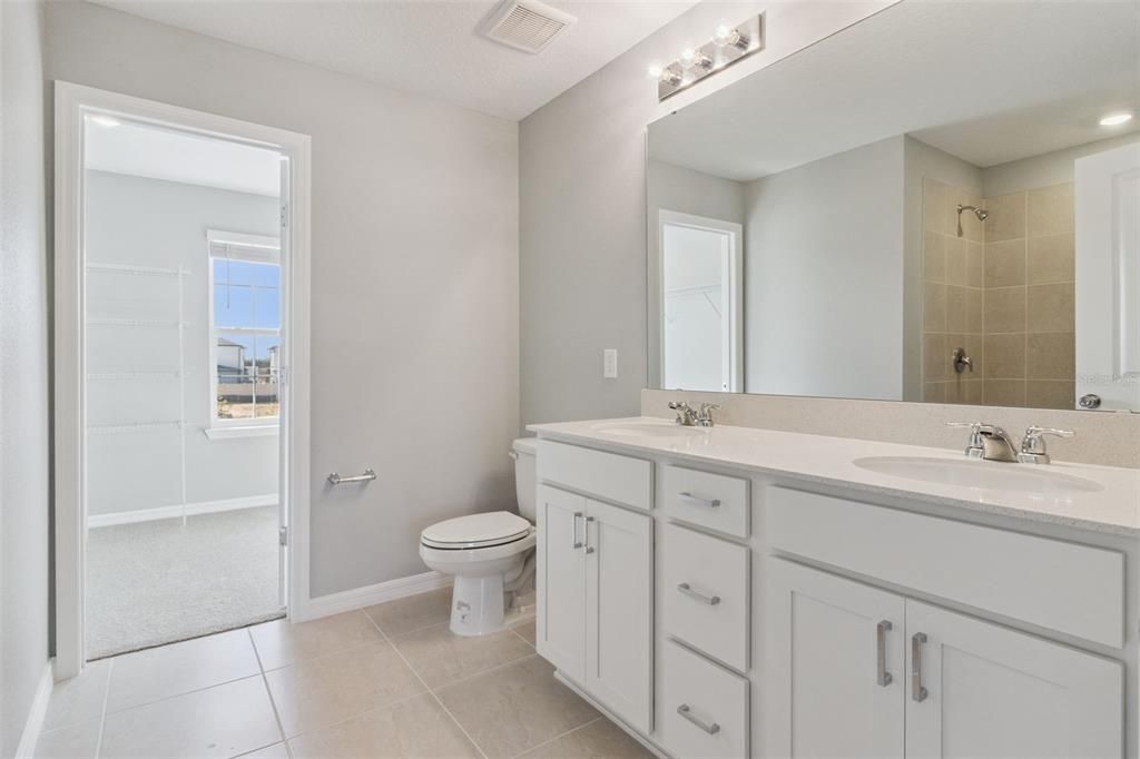 For Rent: $2,250 (3 beds, 2 baths, 1822 Square Feet)