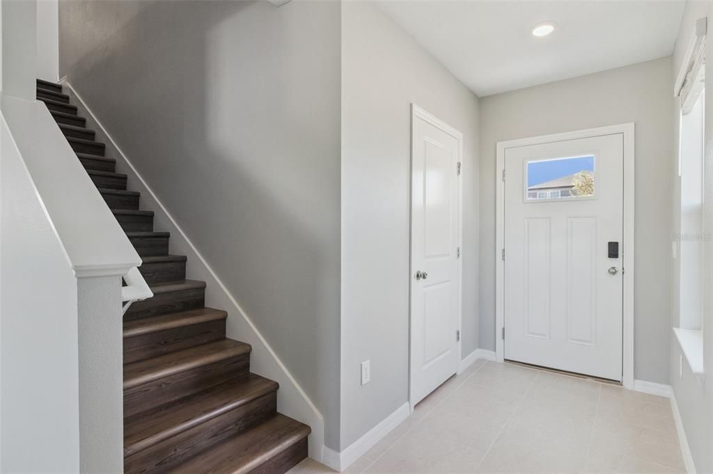 For Rent: $2,250 (3 beds, 2 baths, 1822 Square Feet)