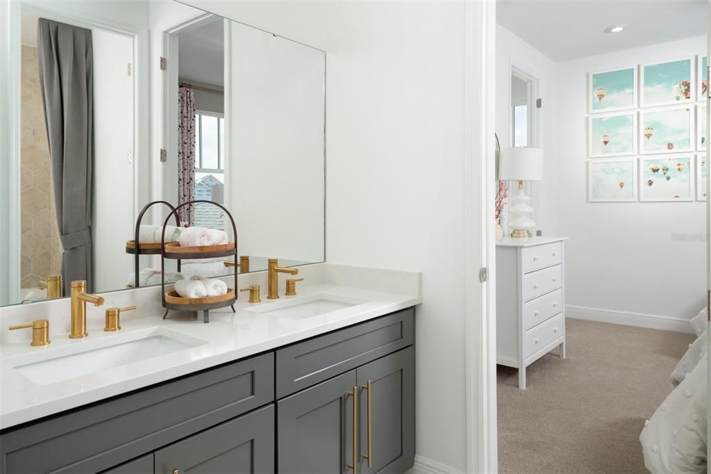 На продажу: $1,120,990 (4 спален, 3 ванн, 3209 Квадратных фут)