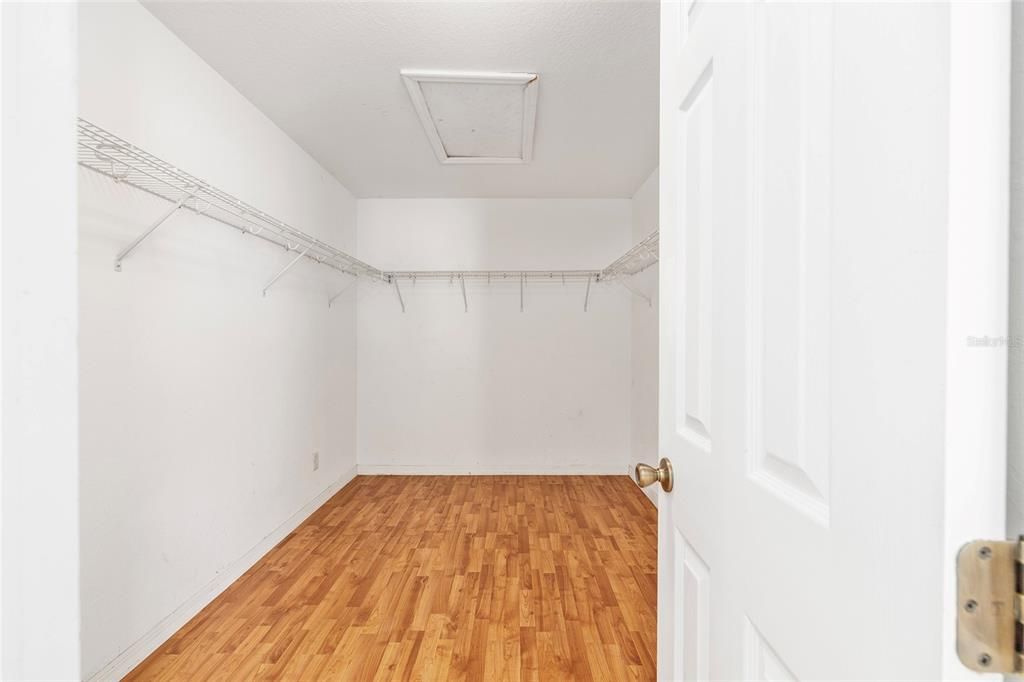 待售: $259,900 (3 贝兹, 2 浴室, 1818 平方英尺)