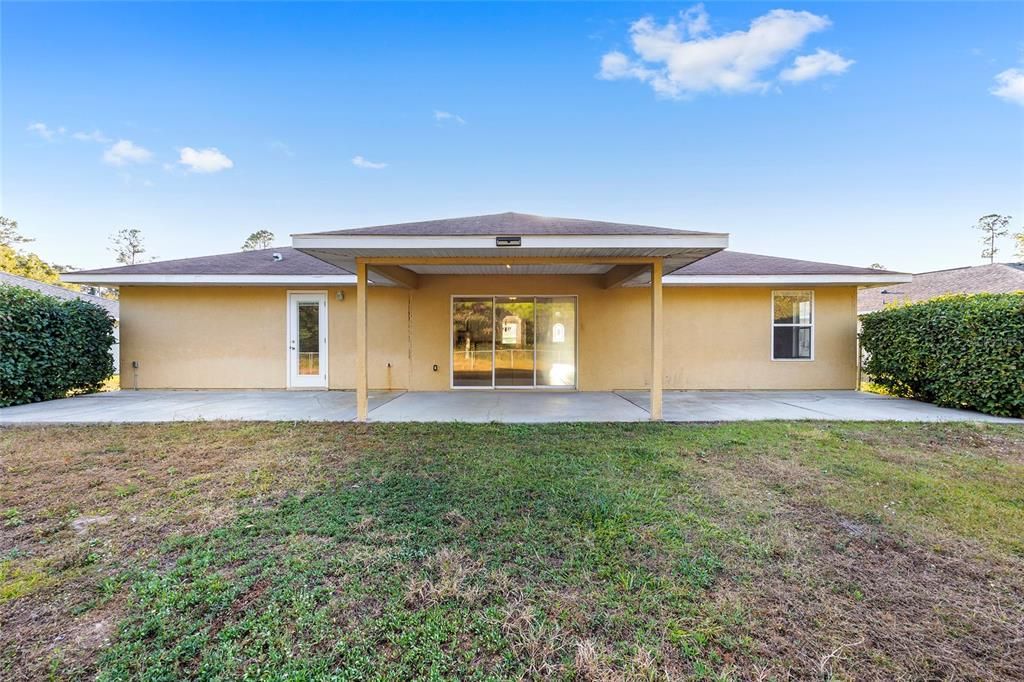 待售: $259,900 (3 贝兹, 2 浴室, 1818 平方英尺)