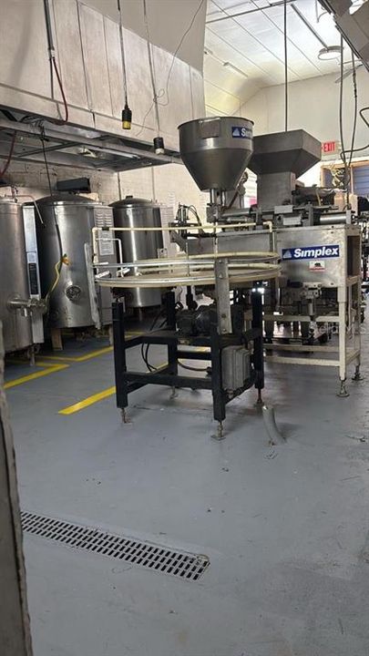 待售: $499,900 (0 贝兹, 0 浴室, 877 平方英尺)