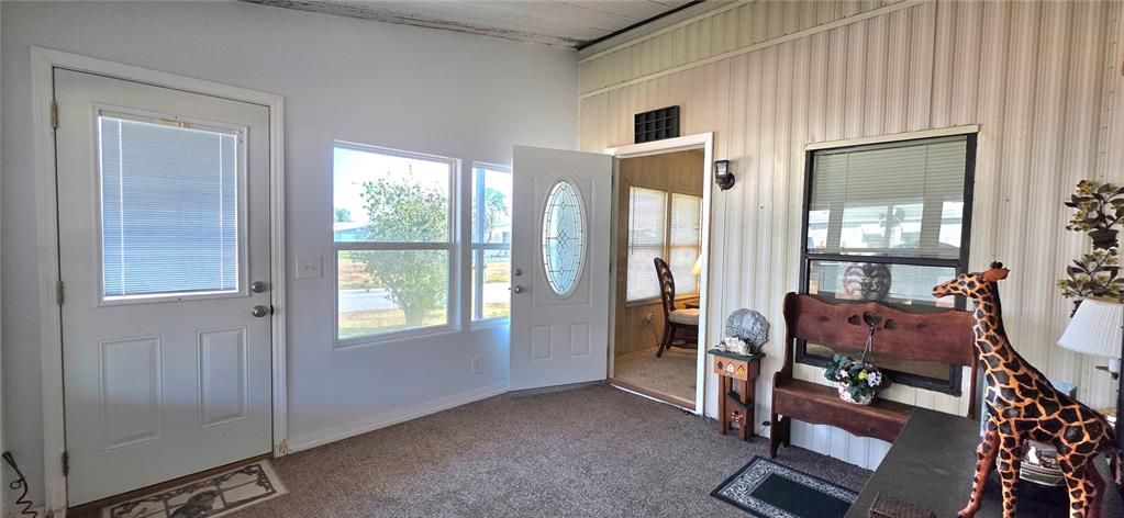 En Venta: $189,500 (2 camas, 2 baños, 1208 Pies cuadrados)