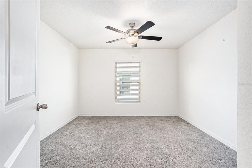 For Sale: $314,444 (4 beds, 2 baths, 1811 Square Feet)