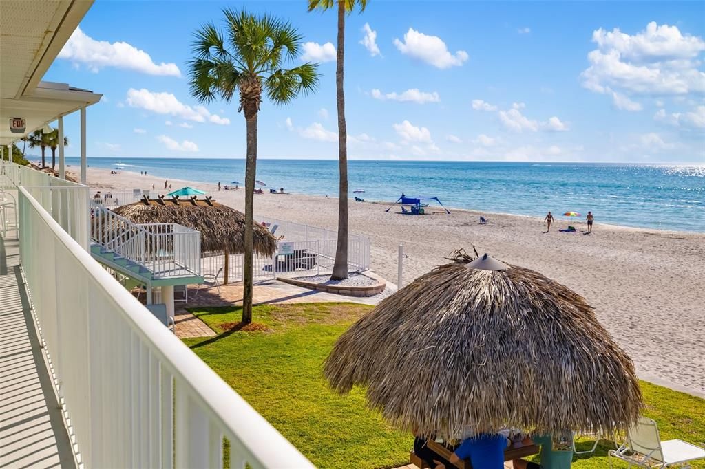 For Sale: $470,000 (1 beds, 1 baths, 416 Square Feet)