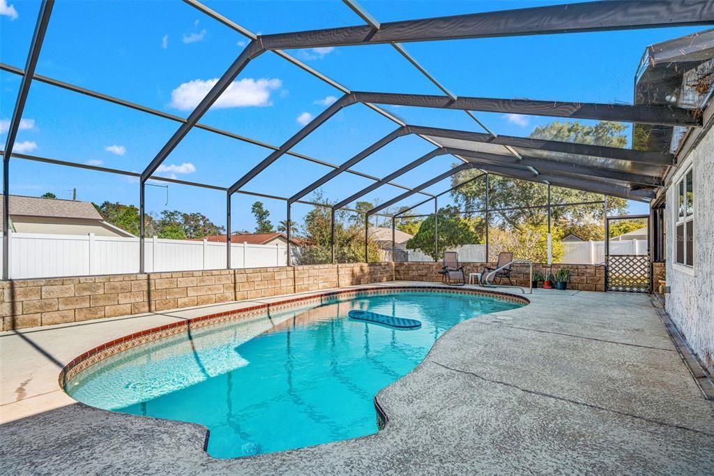 На продажу: $290,000 (3 спален, 2 ванн, 1225 Квадратных фут)