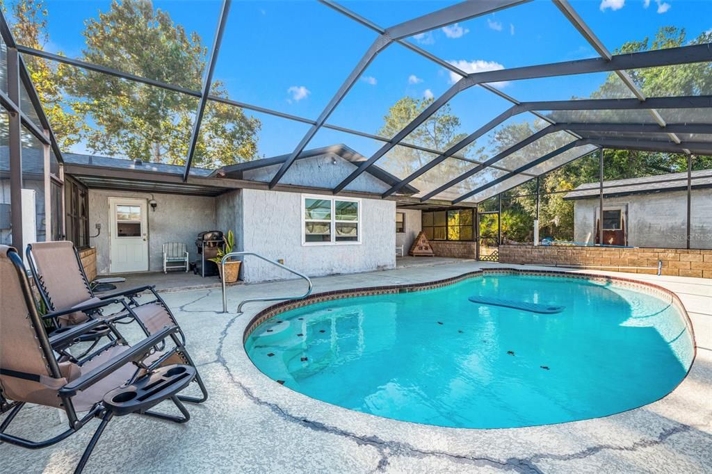 На продажу: $290,000 (3 спален, 2 ванн, 1225 Квадратных фут)