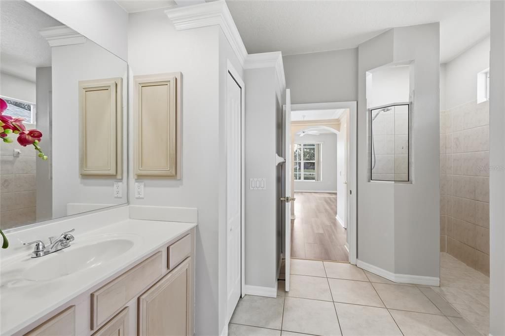 For Sale: $554,000 (3 beds, 3 baths, 2268 Square Feet)