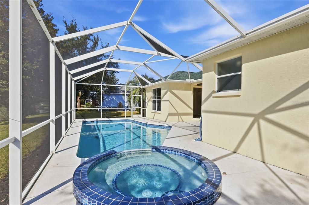 For Sale: $554,000 (3 beds, 3 baths, 2268 Square Feet)