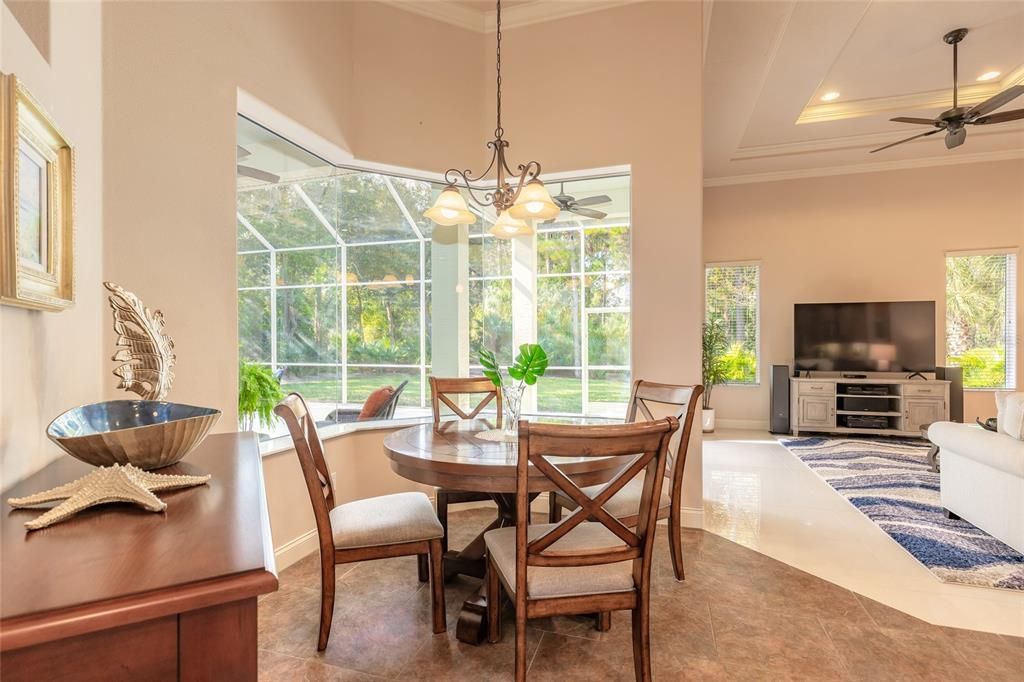 待售: $664,000 (4 贝兹, 2 浴室, 2788 平方英尺)