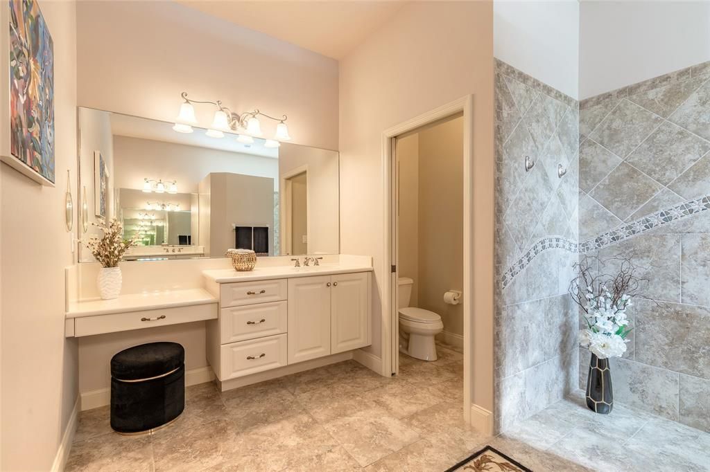 待售: $664,000 (4 贝兹, 2 浴室, 2788 平方英尺)