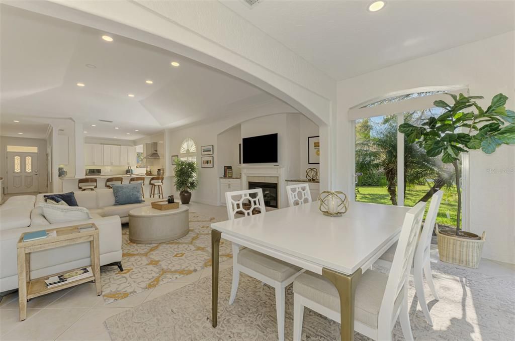 待售: $599,999 (3 贝兹, 2 浴室, 1856 平方英尺)