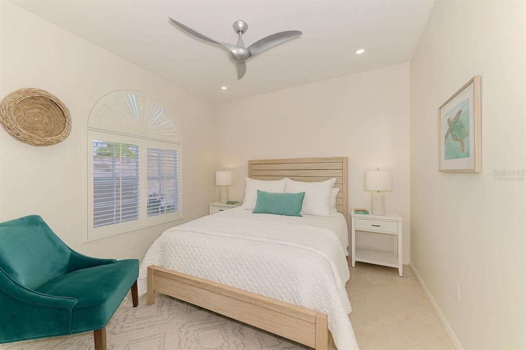 待售: $599,999 (3 贝兹, 2 浴室, 1856 平方英尺)