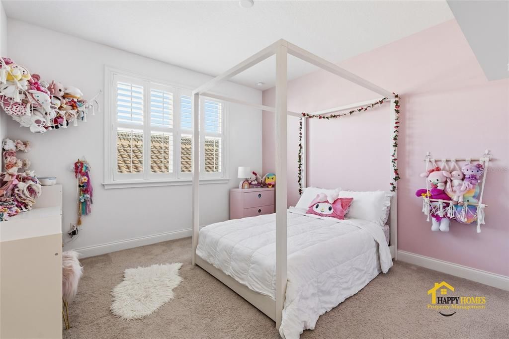 В аренду: $6,500 (5 спален, 4 ванн, 4211 Квадратных фут)