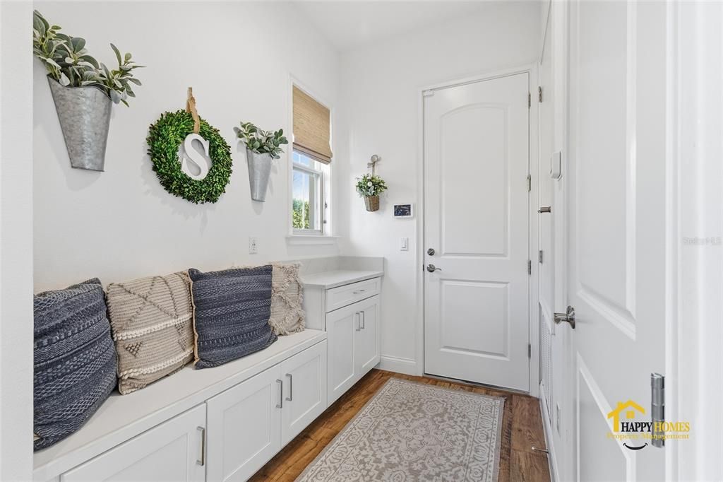 В аренду: $6,500 (5 спален, 4 ванн, 4211 Квадратных фут)