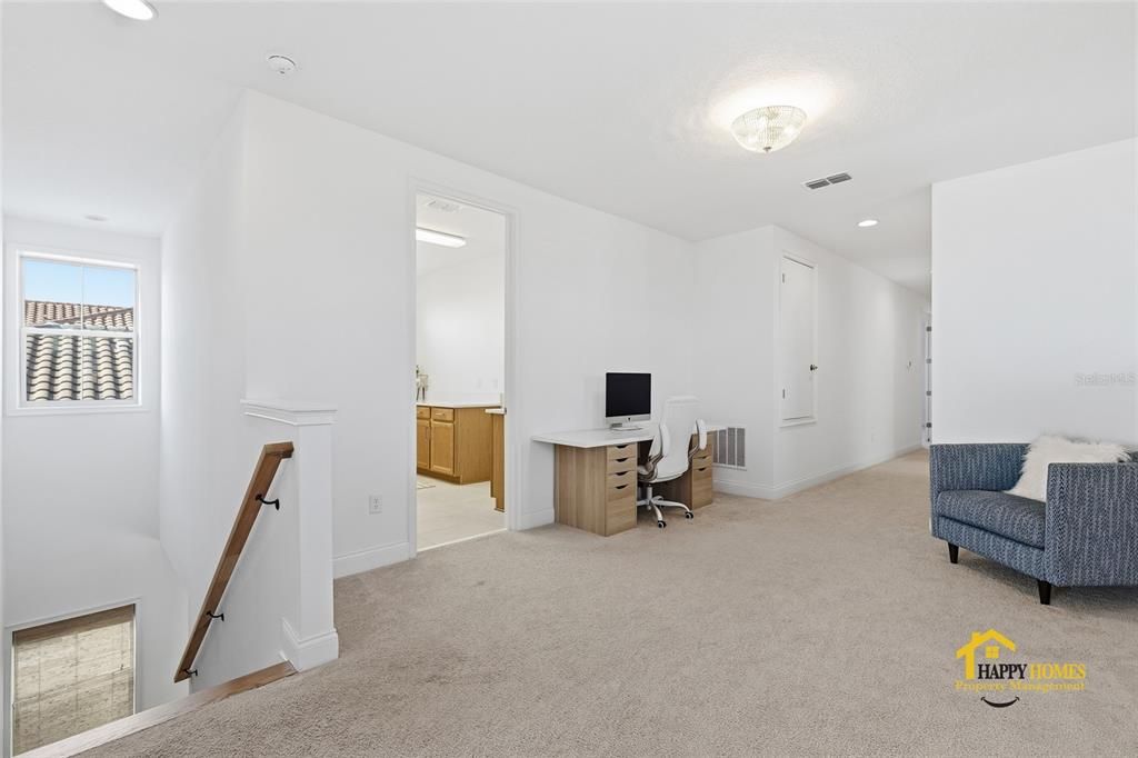 В аренду: $6,500 (5 спален, 4 ванн, 4211 Квадратных фут)