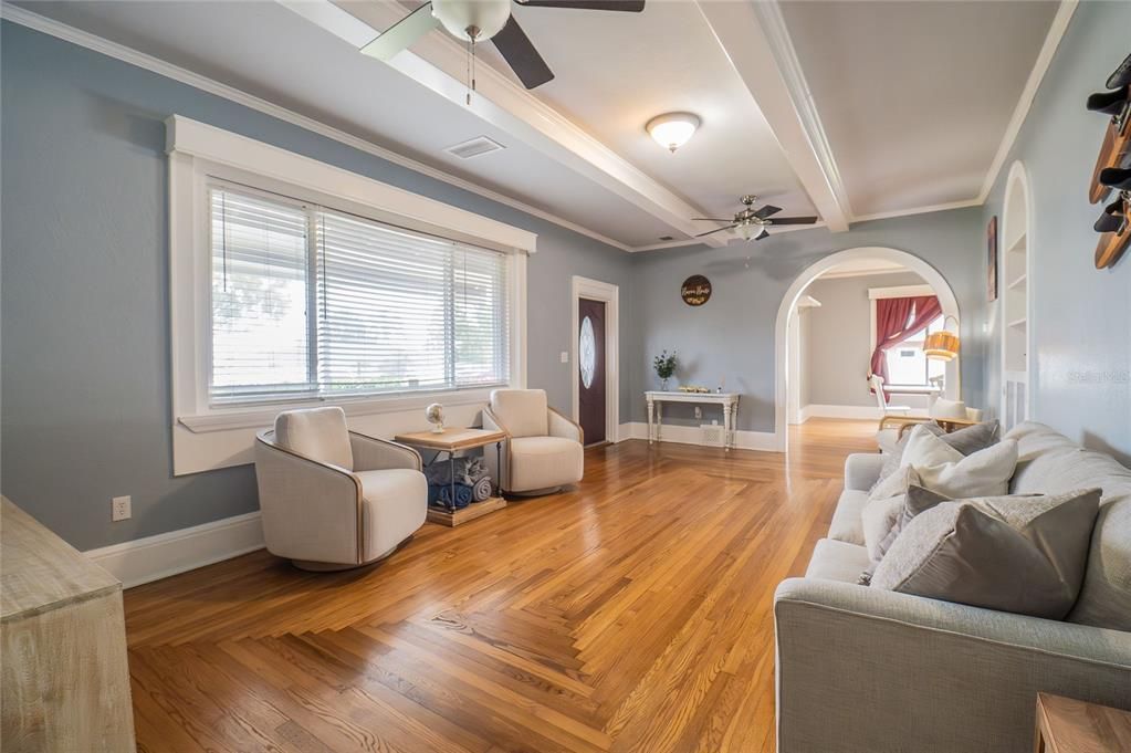 На продажу: $435,000 (5 спален, 3 ванн, 2829 Квадратных фут)