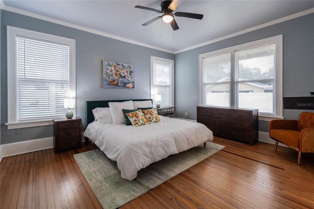 На продажу: $435,000 (5 спален, 3 ванн, 2829 Квадратных фут)