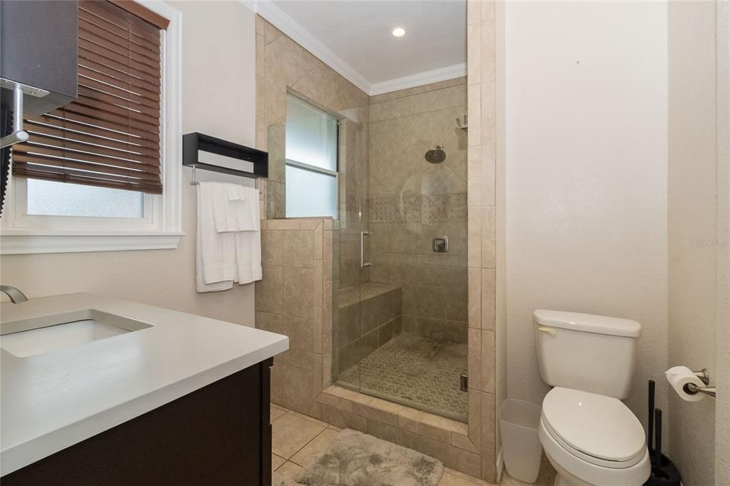 На продажу: $435,000 (5 спален, 3 ванн, 2829 Квадратных фут)