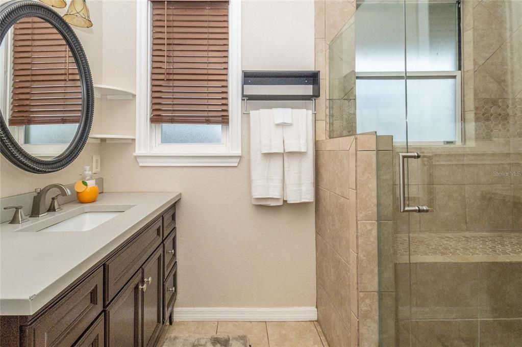 На продажу: $435,000 (5 спален, 3 ванн, 2829 Квадратных фут)