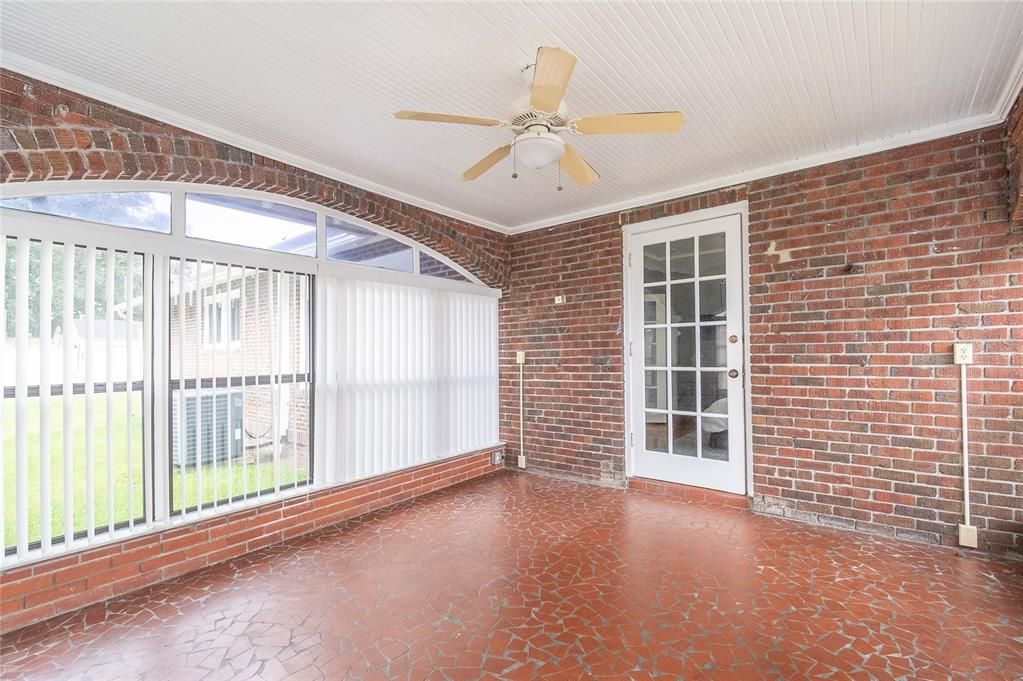 На продажу: $435,000 (5 спален, 3 ванн, 2829 Квадратных фут)