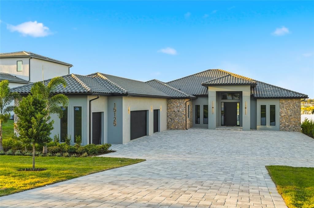 For Sale: $4,050,000 (4 beds, 5 baths, 4874 Square Feet)