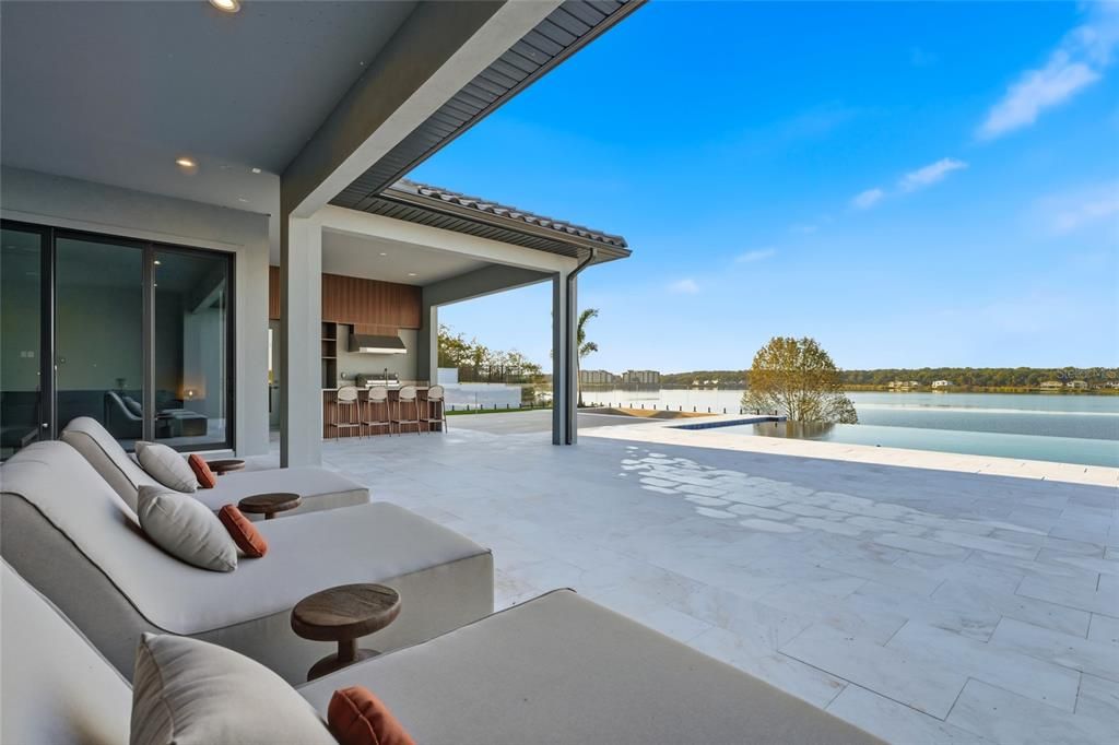 For Sale: $4,050,000 (4 beds, 5 baths, 4874 Square Feet)