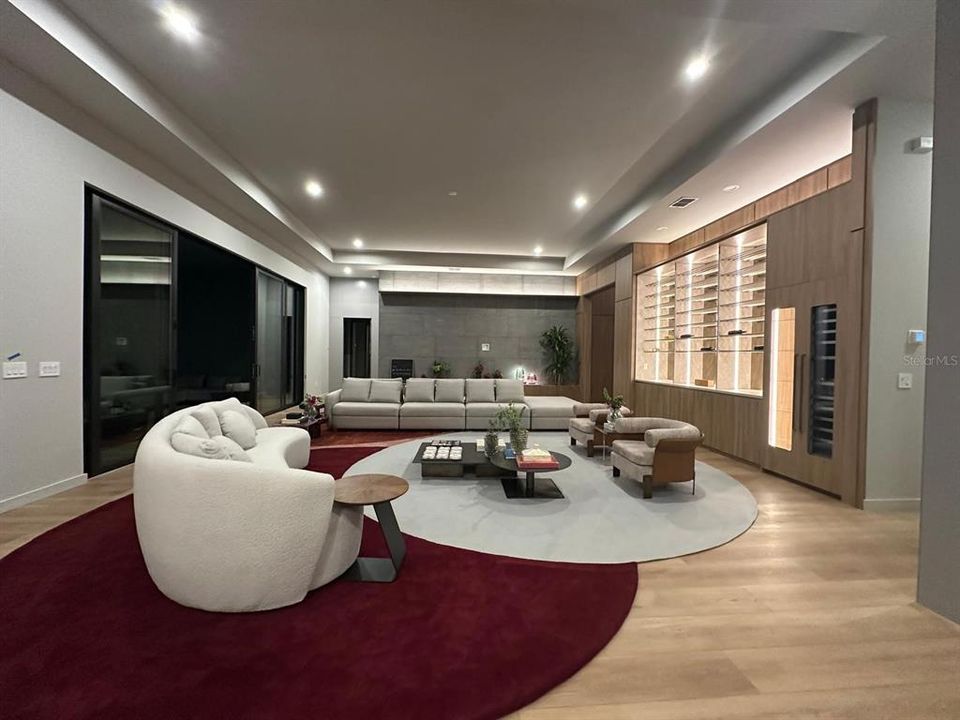 For Sale: $4,050,000 (4 beds, 5 baths, 4874 Square Feet)