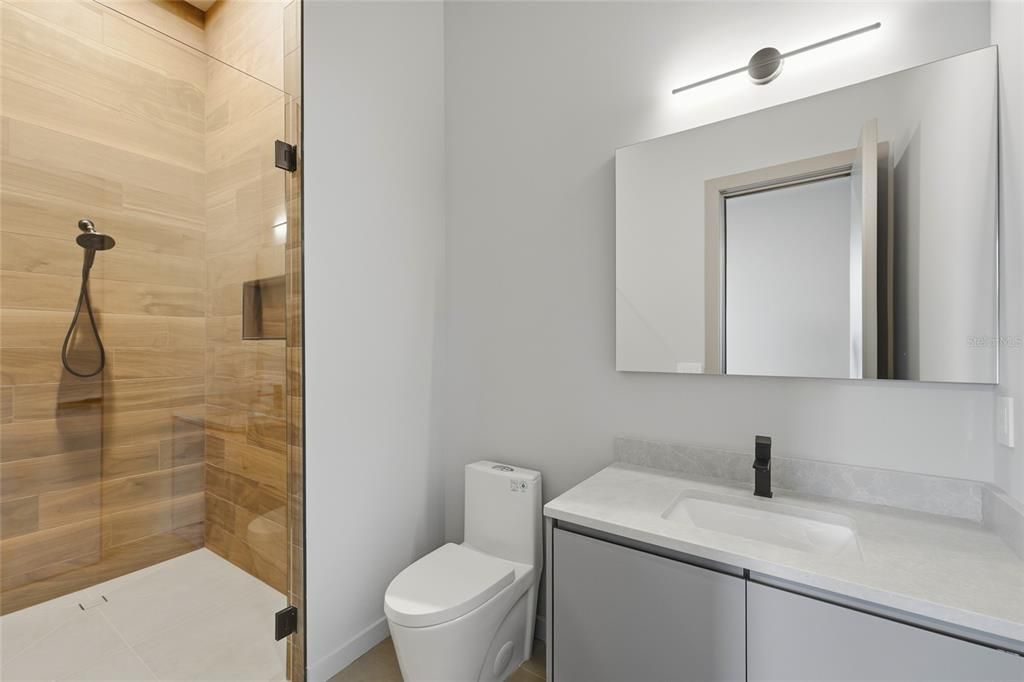 For Sale: $4,050,000 (4 beds, 5 baths, 4874 Square Feet)