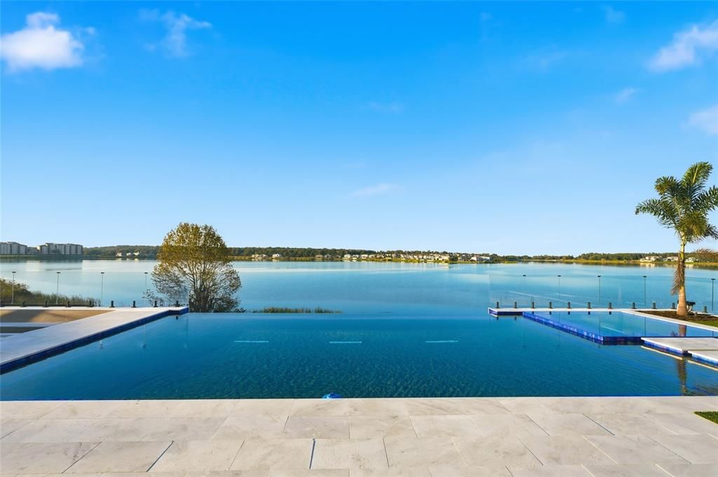 For Sale: $4,050,000 (4 beds, 5 baths, 4874 Square Feet)