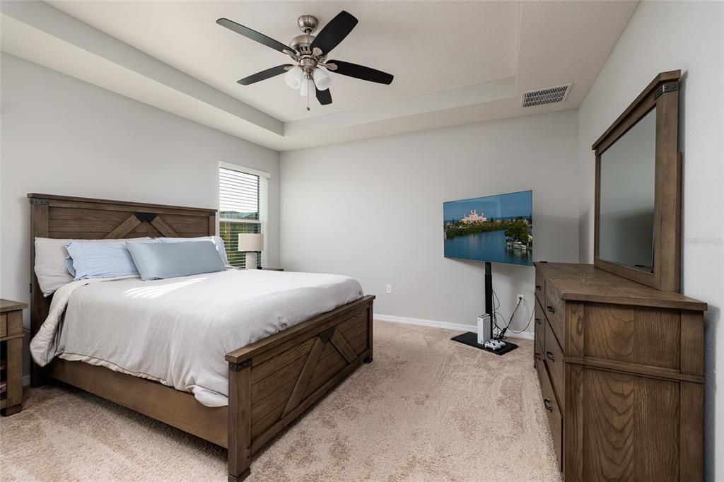 待售: $565,000 (3 贝兹, 2 浴室, 1995 平方英尺)