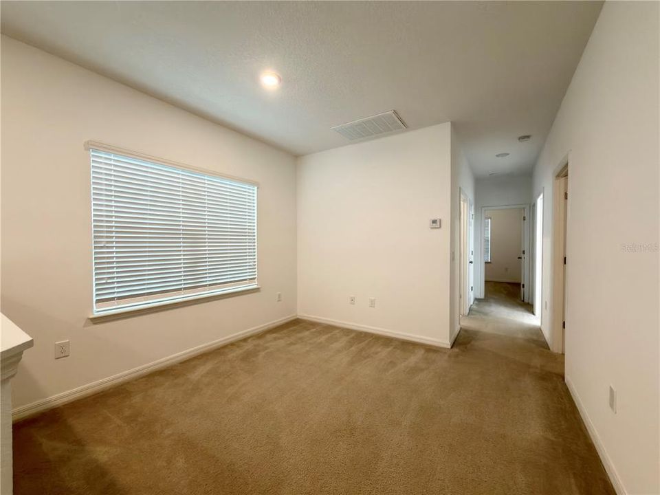 For Rent: $2,800 (4 beds, 2 baths, 2047 Square Feet)