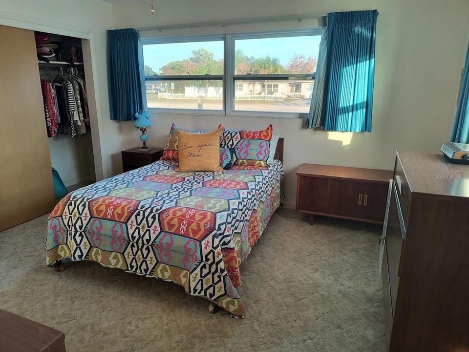 待售: $399,000 (3 贝兹, 2 浴室, 2002 平方英尺)