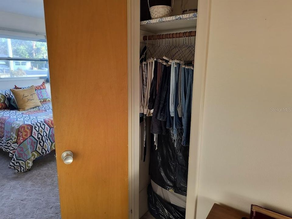 待售: $399,000 (3 贝兹, 2 浴室, 2002 平方英尺)