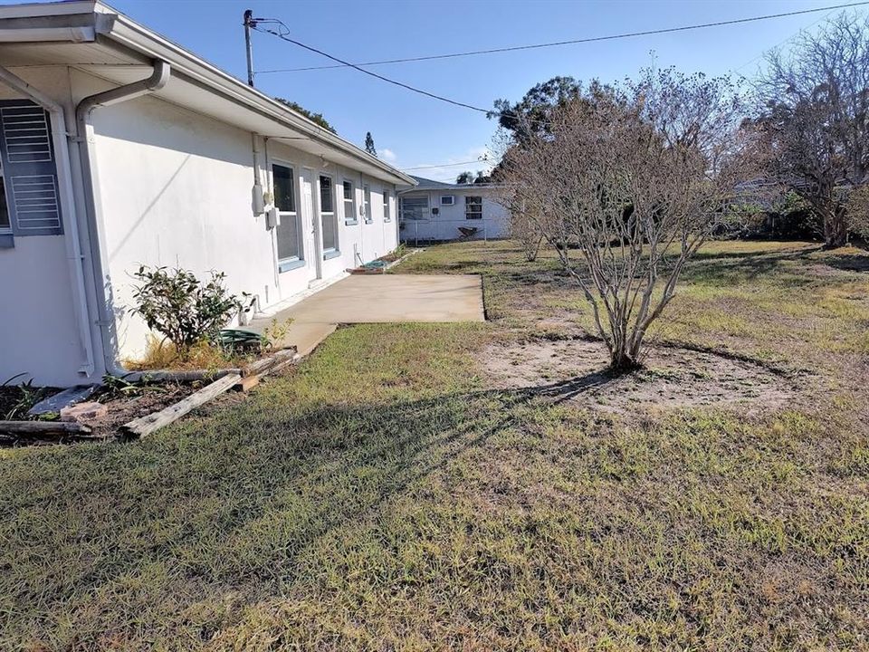 待售: $399,000 (3 贝兹, 2 浴室, 2002 平方英尺)