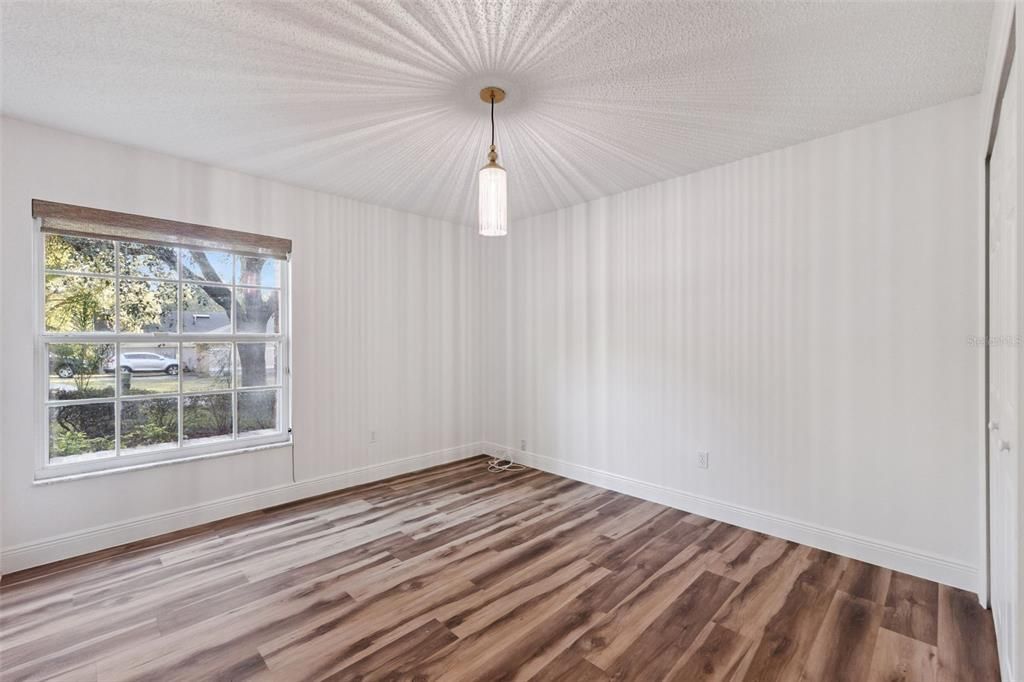 En Venta: $449,900 (4 camas, 2 baños, 2496 Pies cuadrados)