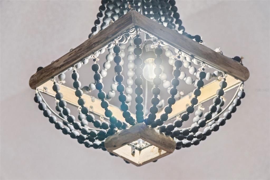 En Venta: $449,900 (4 camas, 2 baños, 2496 Pies cuadrados)