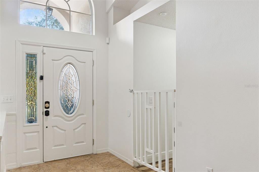 En Venta: $449,900 (4 camas, 2 baños, 2496 Pies cuadrados)