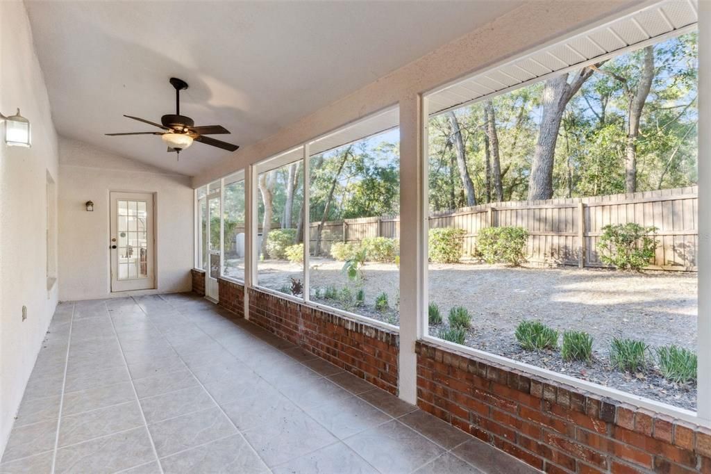 En Venta: $449,900 (4 camas, 2 baños, 2496 Pies cuadrados)