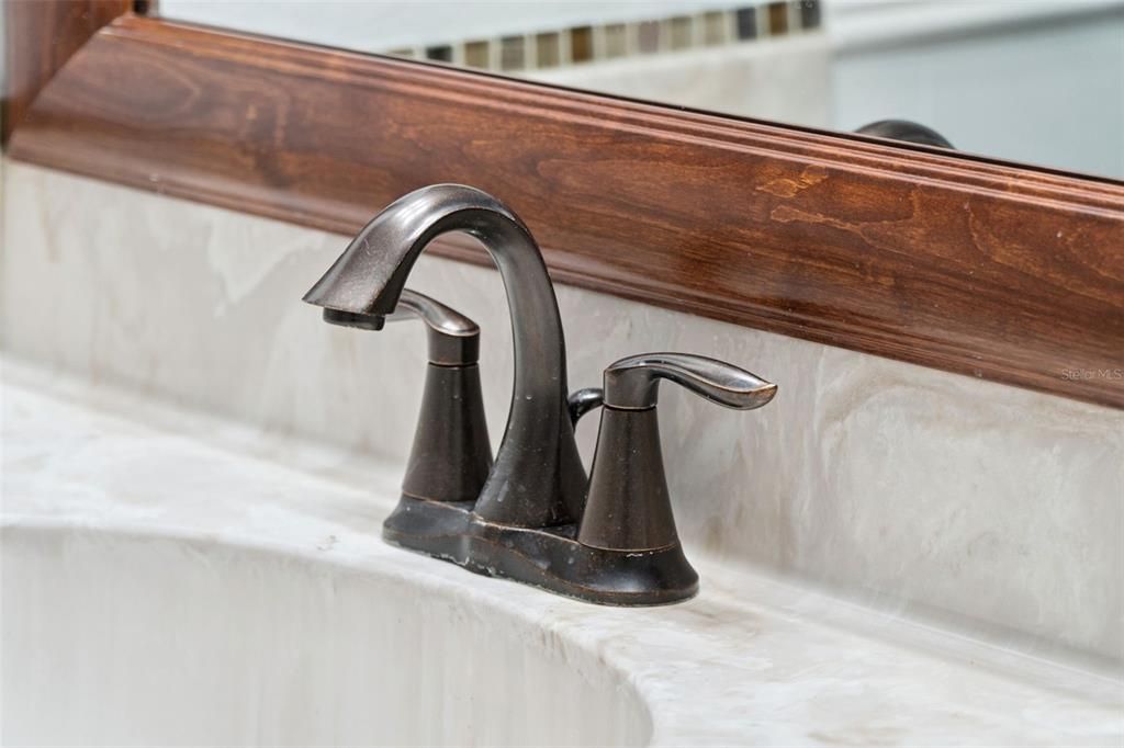 En Venta: $449,900 (4 camas, 2 baños, 2496 Pies cuadrados)