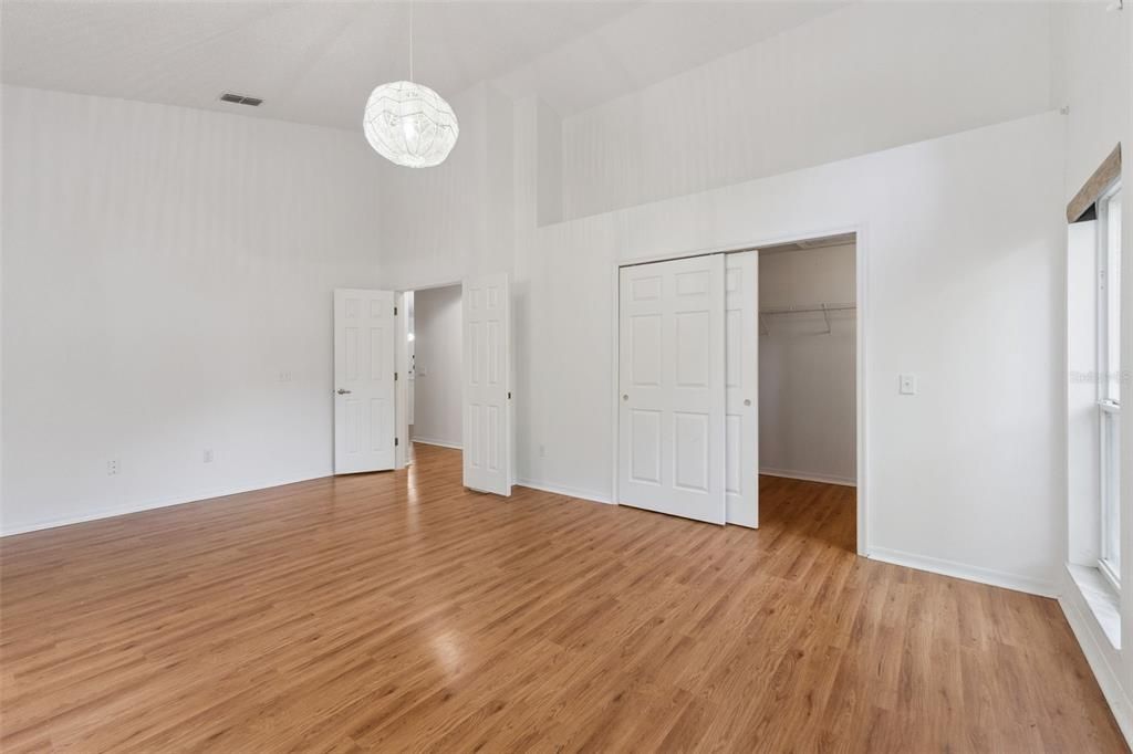 En Venta: $449,900 (4 camas, 2 baños, 2496 Pies cuadrados)