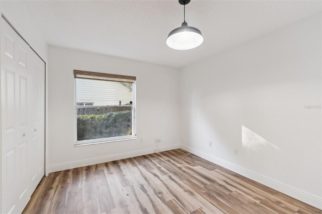 En Venta: $449,900 (4 camas, 2 baños, 2496 Pies cuadrados)