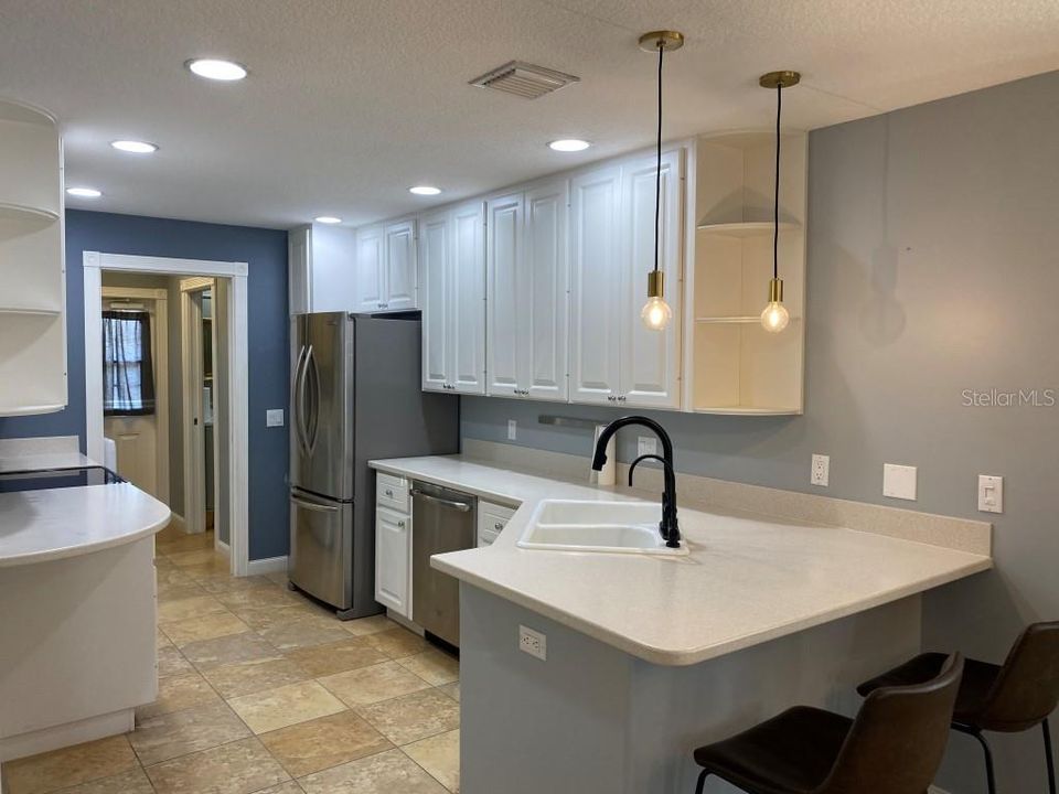 For Rent: $2,317 (3 beds, 2 baths, 1673 Square Feet)