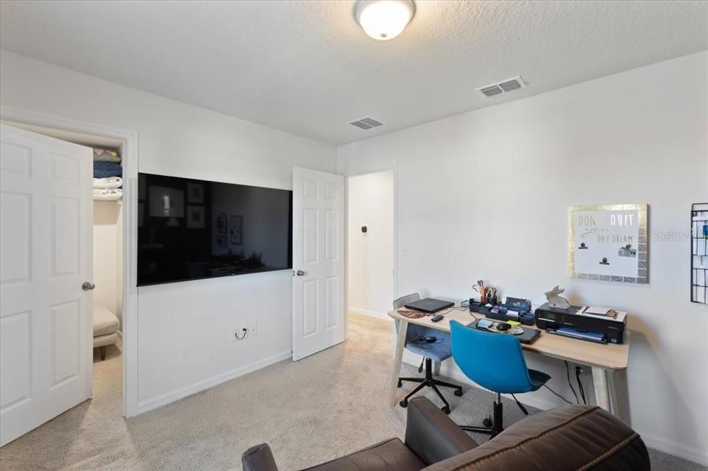 For Sale: $485,000 (3 beds, 2 baths, 1818 Square Feet)