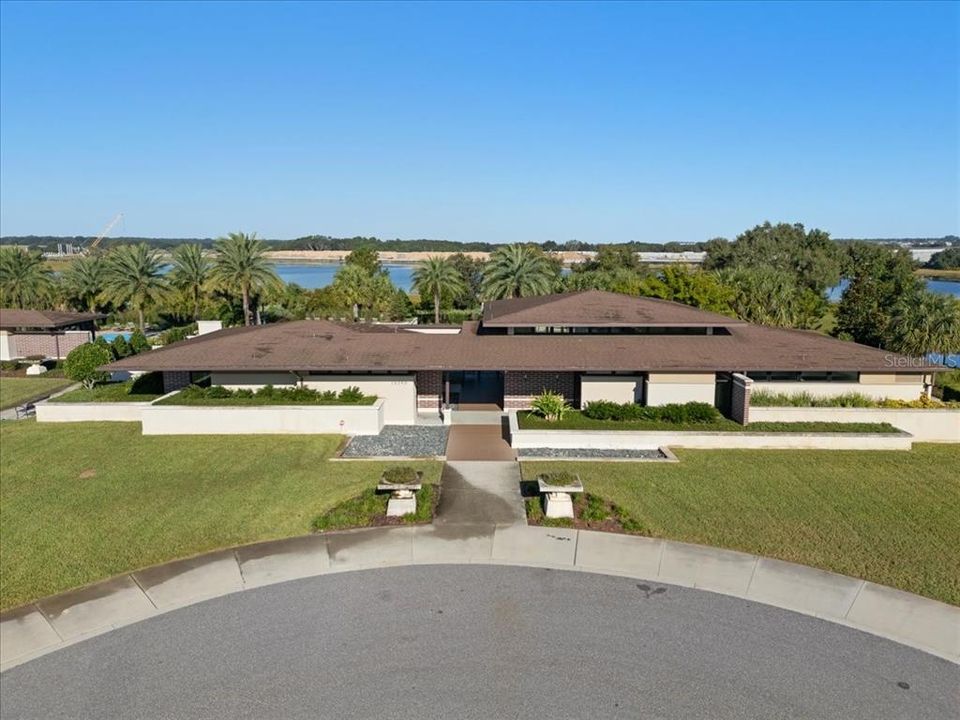 For Sale: $485,000 (3 beds, 2 baths, 1818 Square Feet)