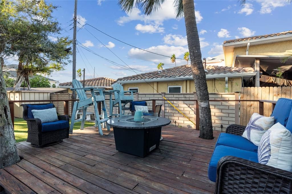 En Renta: $8,000 (4 camas, 3 baños, 2437 Pies cuadrados)