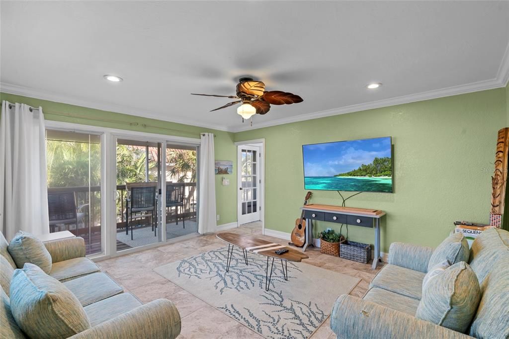 En Renta: $8,000 (4 camas, 3 baños, 2437 Pies cuadrados)