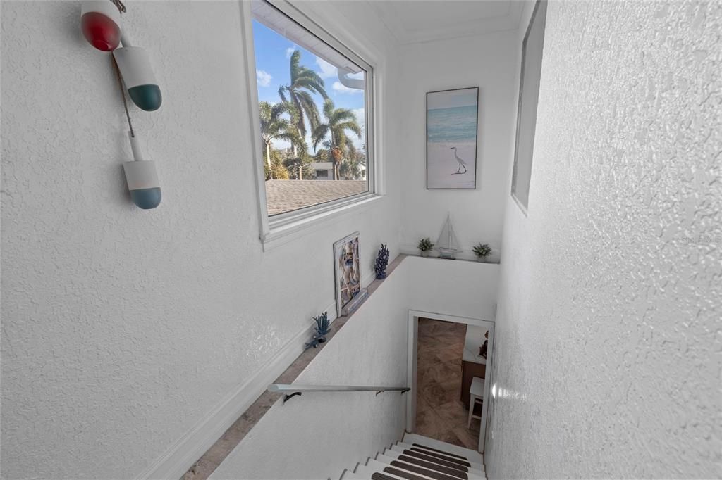 En Renta: $8,000 (4 camas, 3 baños, 2437 Pies cuadrados)