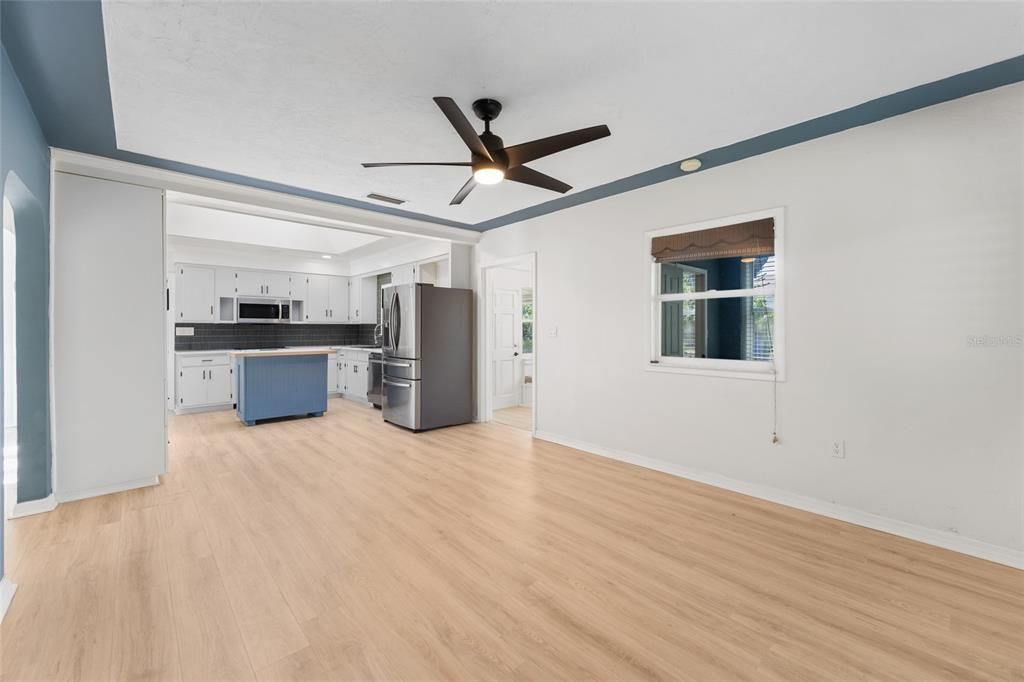 出租: $2,900 (3 贝兹, 2 浴室, 1414 平方英尺)