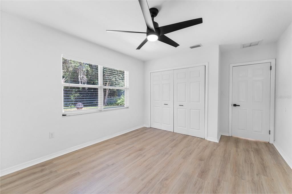 出租: $2,900 (3 贝兹, 2 浴室, 1414 平方英尺)